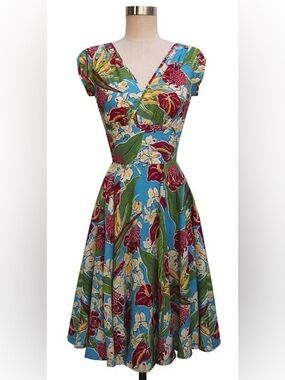 Trashy Diva Hawaiian Charm Allison Dress Size 8.